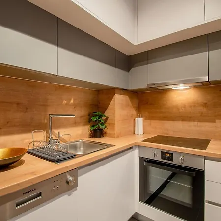 Flexible Selfcheckins 41 - Zagreb - Luxury - Parking - Loggia - Brand New Apartment Exterior photo