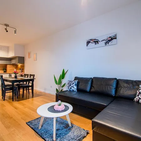 Flexible Selfcheckins 41 - Zagreb - Luxury - Parking - Loggia - Brand New Apartment Exterior photo