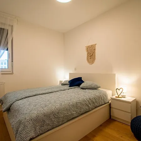 Flexible Selfcheckins 41 - Zagreb - Luxury - Parking - Loggia - Brand New Apartment Exterior photo