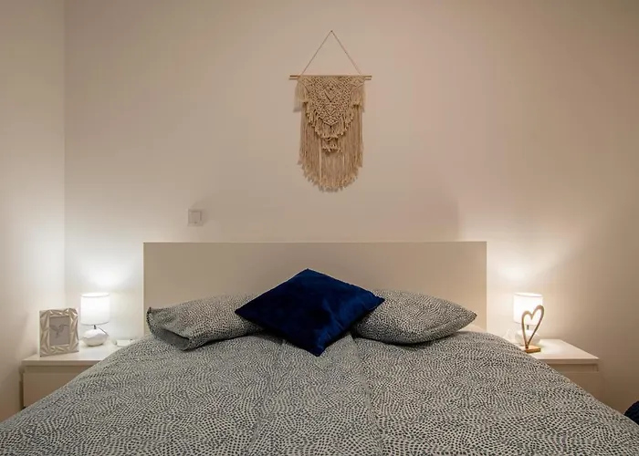 Flexible Selfcheckins 41 - Zagreb - Luxury - Parking - Loggia - Brand New