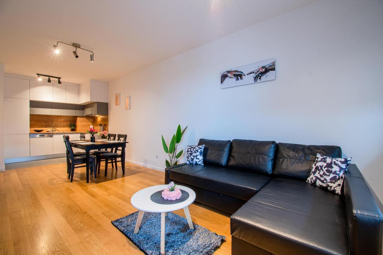 Flexible Selfcheckins 41 - - Luxury - Parking - Loggia - Brand New Apartment Zagreb