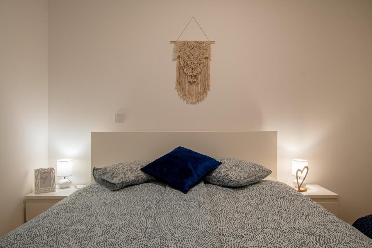 Flexible Selfcheckins 41 - - Luxury - Parking - Loggia - Brand New * Záhřeb